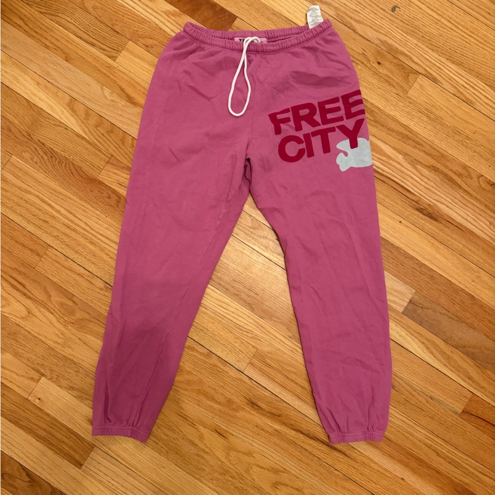 Free City cotton Joggers in Pink with Logo